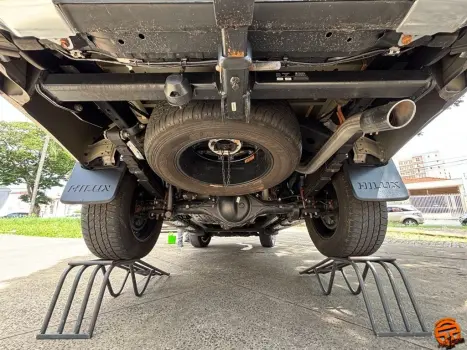 TOYOTA Hilux Caminhonete 2.8 16V SRV 4X4 DIESEL CABINE DUPLA AUTOM�TICO, Foto 19