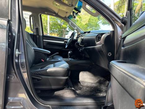 TOYOTA Hilux Caminhonete 2.8 16V SRV 4X4 DIESEL CABINE DUPLA AUTOM�TICO, Foto 14