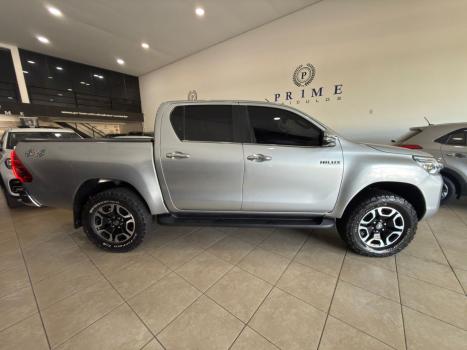 TOYOTA Hilux Caminhonete 2.8 16V SRX LIMITED 4X4 TURBO DIESEL CABINE DUPLA AUTOM�TICO, Foto 3
