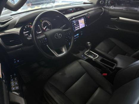 TOYOTA Hilux Caminhonete 2.8 16V SRX LIMITED 4X4 TURBO DIESEL CABINE DUPLA AUTOM�TICO, Foto 8