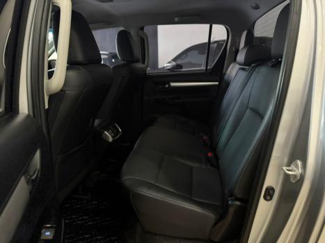 TOYOTA Hilux Caminhonete 2.8 16V SRX LIMITED 4X4 TURBO DIESEL CABINE DUPLA AUTOM�TICO, Foto 13