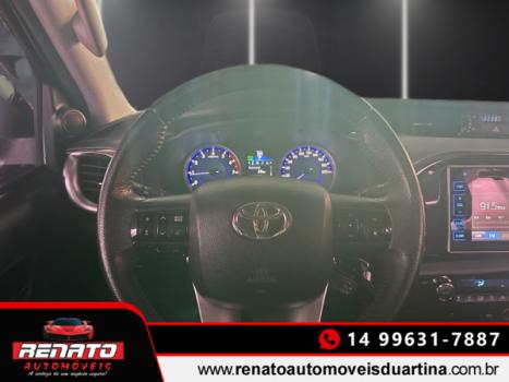 TOYOTA Hilux Caminhonete 2.7 16V 4P SRV FLEX CABINE DUPLA AUTOM�TICO, Foto 8