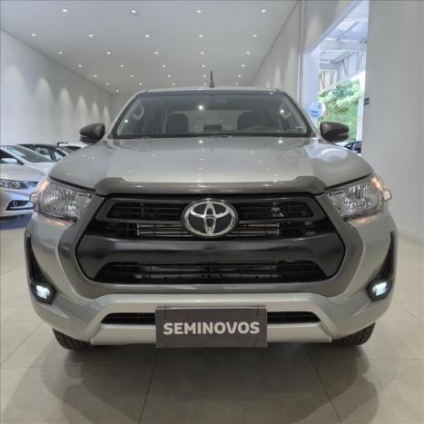 TOYOTA Hilux Caminhonete 2.8 16V 4P SR 4X4 DIESEL CABINE DUPLA AUTOM�TICO, Foto 2