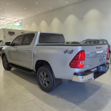 TOYOTA Hilux Caminhonete 2.8 16V 4P SR 4X4 DIESEL CABINE DUPLA AUTOM�TICO, Foto 6