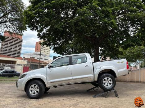 TOYOTA Hilux Caminhonete 2.7 16V 4P SRV FLEX 4X4  CABINE DUPLA AUTOM�TICO, Foto 5