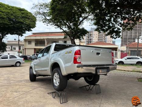 TOYOTA Hilux Caminhonete 2.7 16V 4P SRV FLEX 4X4  CABINE DUPLA AUTOM�TICO, Foto 6