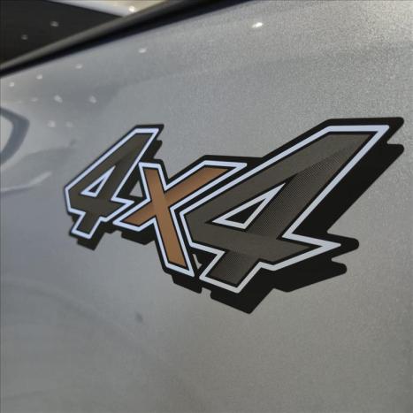 TOYOTA Hilux Caminhonete 2.8 16V 4P SR 4X4 DIESEL CABINE DUPLA AUTOM�TICO, Foto 7