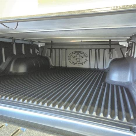 TOYOTA Hilux Caminhonete 2.8 16V 4P SR 4X4 DIESEL CABINE DUPLA AUTOM�TICO, Foto 16