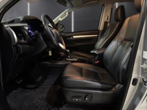 TOYOTA Hilux Caminhonete 2.7 16V 4P SRV FLEX CABINE DUPLA AUTOM�TICO, Foto 6