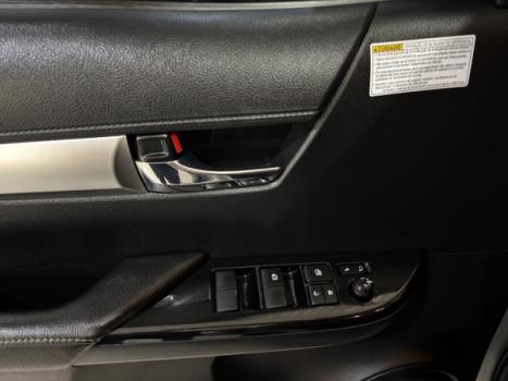 TOYOTA Hilux Caminhonete 2.7 16V 4P SRV FLEX CABINE DUPLA AUTOM�TICO, Foto 12