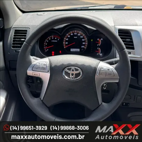 TOYOTA Hilux Caminhonete 2.7 16V 4P SRV FLEX CABINE DUPLA AUTOM�TICO, Foto 10