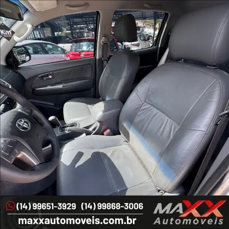 TOYOTA Hilux Caminhonete 2.7 16V 4P SRV FLEX CABINE DUPLA AUTOM�TICO, Foto 13