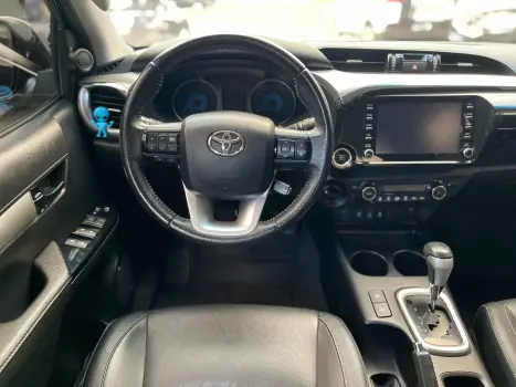 TOYOTA Hilux Caminhonete 2.8 16V SRV 4X4 DIESEL CABINE DUPLA AUTOM�TICO, Foto 8