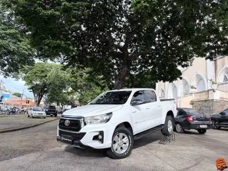 TOYOTA Hilux Caminhonete 2.8 16V SRV 4X4 DIESEL CABINE DUPLA AUTOM�TICO, Foto 1