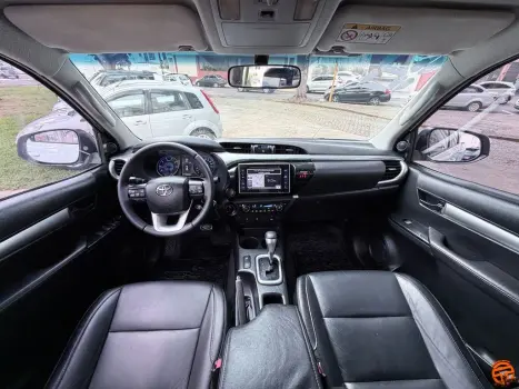 TOYOTA Hilux Caminhonete 2.8 16V SRV 4X4 DIESEL CABINE DUPLA AUTOM�TICO, Foto 9