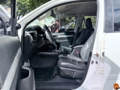 TOYOTA Hilux Caminhonete 2.8 16V SRV 4X4 DIESEL CABINE DUPLA AUTOM�TICO, Foto 13