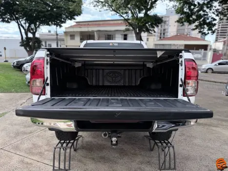 TOYOTA Hilux Caminhonete 2.8 16V SRV 4X4 DIESEL CABINE DUPLA AUTOM�TICO, Foto 19