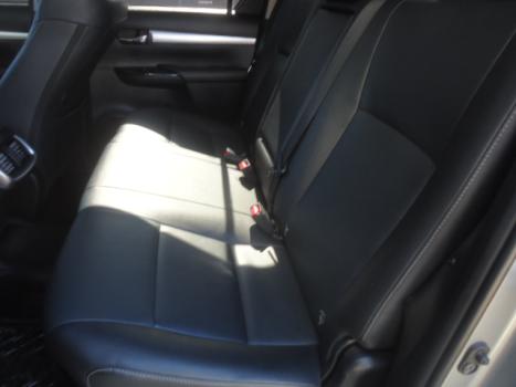 TOYOTA Hilux Caminhonete 2.8 16V SRV 4X4 DIESEL CABINE DUPLA AUTOM�TICO, Foto 4