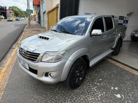 TOYOTA Hilux Caminhonete 3.0 4P 4X4 SRV TURBO DIESEL CABINE DUPLA, Foto 3