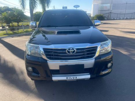 TOYOTA Hilux Caminhonete 3.0 4P 4X4 SRV TURBO DIESEL CABINE DUPLA AUTOM�TICO, Foto 2