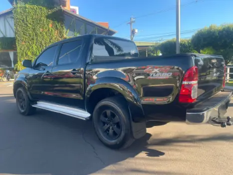 TOYOTA Hilux Caminhonete 3.0 4P 4X4 SRV TURBO DIESEL CABINE DUPLA AUTOM�TICO, Foto 7
