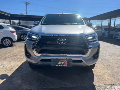 TOYOTA Hilux Caminhonete 2.8 16V SRX 4X4 TURBO DIESEL CABINE DUPLA AUTOM�TICO, Foto 2