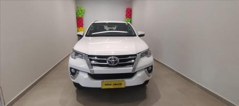 TOYOTA Hilux Caminhonete 2.7 16V 4P SRV FLEX CABINE DUPLA AUTOM�TICO, Foto 5