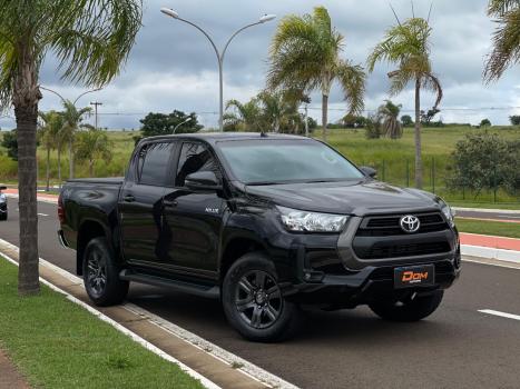 TOYOTA Hilux Caminhonete 2.8 16V 4P SR 4X4 DIESEL CABINE DUPLA AUTOM�TICO, Foto 2
