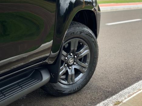 TOYOTA Hilux Caminhonete 2.8 16V 4P SR 4X4 DIESEL CABINE DUPLA AUTOM�TICO, Foto 5