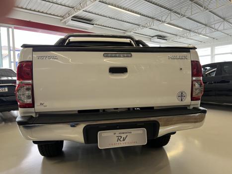 TOYOTA Hilux Caminhonete 3.0 4P 4X4 DIESEL CABINE DUPLA, Foto 4