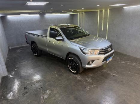 TOYOTA Hilux Caminhonete 2.8 4X4 DIESEL CABINE SIMPLES, Foto 1