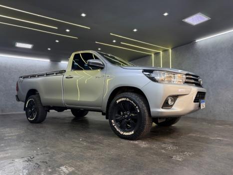 TOYOTA Hilux Caminhonete 2.8 4X4 DIESEL CABINE SIMPLES, Foto 4
