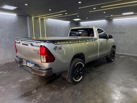 TOYOTA Hilux Caminhonete 2.8 4X4 DIESEL CABINE SIMPLES, Foto 8