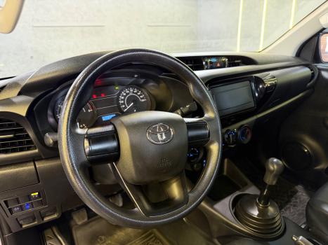 TOYOTA Hilux Caminhonete 2.8 4X4 DIESEL CABINE SIMPLES, Foto 14