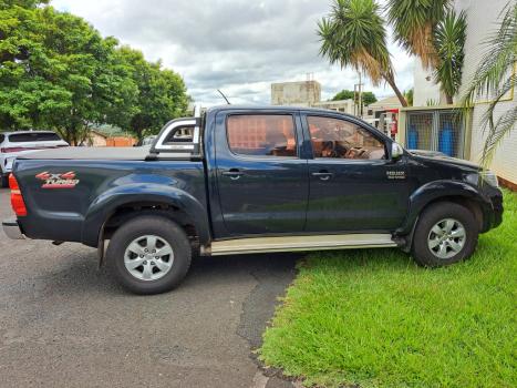 TOYOTA Hilux Caminhonete 3.0 4P 4X4 SRV TURBO DIESEL CABINE DUPLA AUTOM�TICO, Foto 3