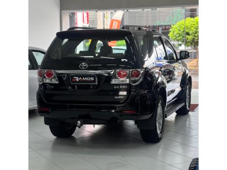 TOYOTA Hilux Caminhonete 3.0 16V 4P 4X4 SRV TURBO DIESEL, Foto 4