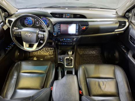 TOYOTA Hilux Caminhonete 2.8 16V SRV 4X4 DIESEL CABINE DUPLA AUTOM�TICO, Foto 9