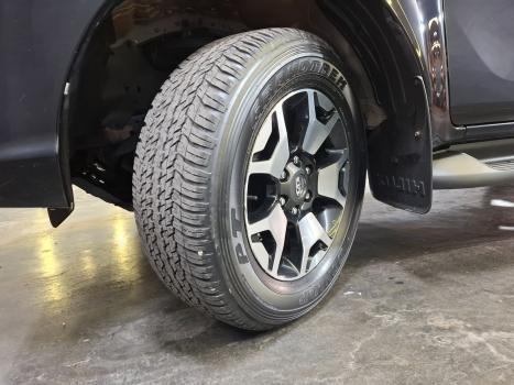 TOYOTA Hilux Caminhonete 2.8 16V SRV 4X4 DIESEL CABINE DUPLA AUTOM�TICO, Foto 14