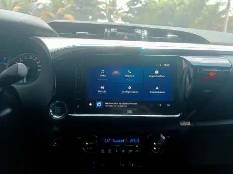 TOYOTA Hilux Caminhonete 2.8 16V SRX PLUS 4X4 TURBO DIESEL CABINE DUPLA AUTOM�TICO, Foto 15