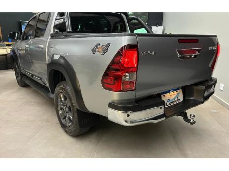 TOYOTA Hilux Caminhonete 2.8 16V 4P SR 4X4 DIESEL CABINE DUPLA AUTOM�TICO, Foto 7