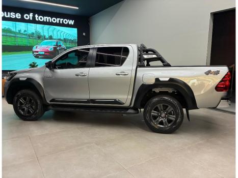 TOYOTA Hilux Caminhonete 2.8 16V 4P SR 4X4 DIESEL CABINE DUPLA AUTOM�TICO, Foto 8