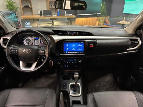 TOYOTA Hilux Caminhonete 2.8 16V 4P SR 4X4 DIESEL CABINE DUPLA AUTOM�TICO, Foto 11