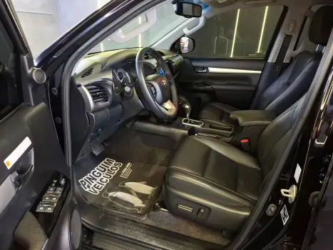 TOYOTA Hilux Caminhonete 2.8 16V SRV 4X4 DIESEL CABINE DUPLA AUTOM�TICO, Foto 8