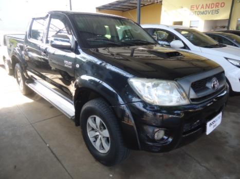 TOYOTA Hilux Caminhonete 3.0 16V 4P 4X4 SRV TURBO DIESEL CABINE DUPLA AUTOM�TICO, Foto 2