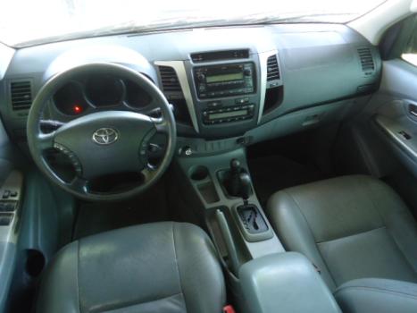 TOYOTA Hilux Caminhonete 3.0 16V 4P 4X4 SRV TURBO DIESEL CABINE DUPLA AUTOM�TICO, Foto 4