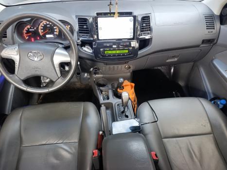 TOYOTA Hilux Caminhonete 2.7 16V 4P SRV FLEX 4X4  CABINE DUPLA AUTOM�TICO, Foto 7