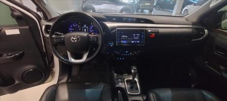 TOYOTA Hilux Caminhonete 2.8 16V SRX 4X4 DIESEL CABINE DUPLA AUTOM�TICO, Foto 10