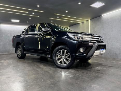 TOYOTA Hilux Caminhonete 2.8 16V SRX 4X4 TURBO DIESEL CABINE DUPLA AUTOM�TICO, Foto 2