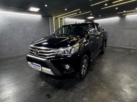 TOYOTA Hilux Caminhonete 2.8 16V SRX 4X4 TURBO DIESEL CABINE DUPLA AUTOM�TICO, Foto 3