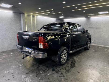 TOYOTA Hilux Caminhonete 2.8 16V SRX 4X4 TURBO DIESEL CABINE DUPLA AUTOM�TICO, Foto 7